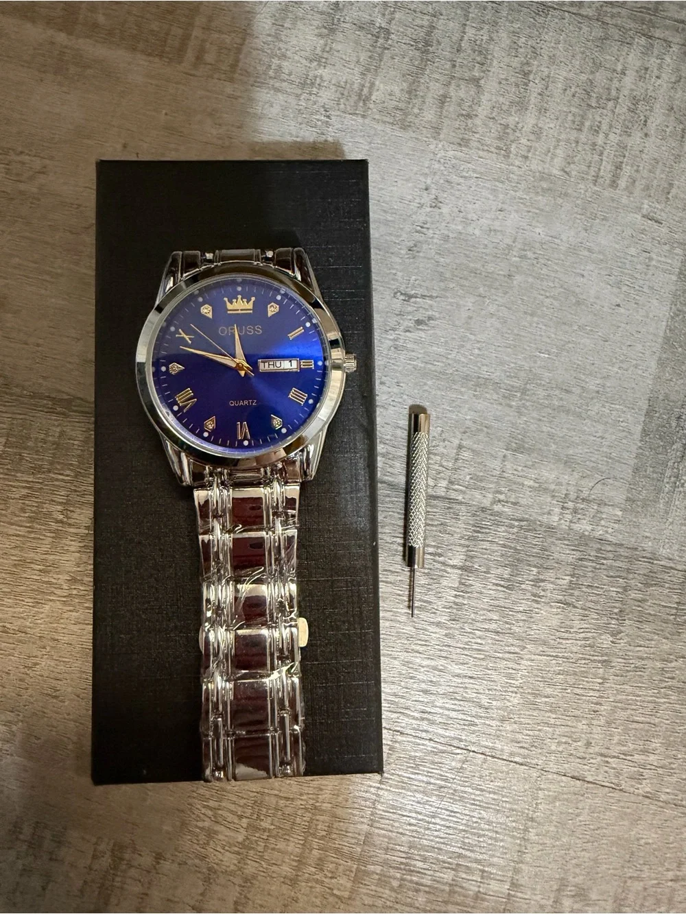 ORUSS 1853 Men’s Quartz Watch Blue Dial Day Date Silver Tone Bracelet Box